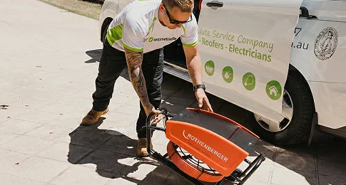 Drain root cutting and jet blasting Sydney to restore clear pipe flow